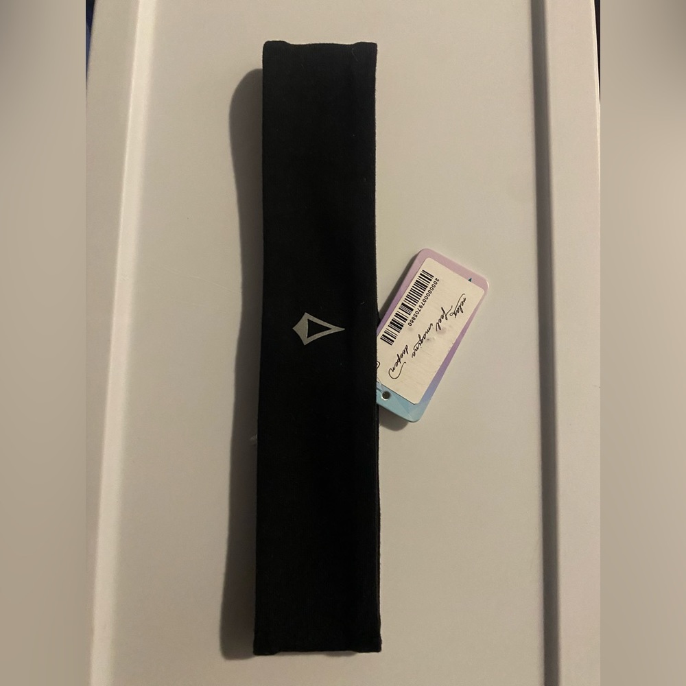Lululemon Ivivva kids headband